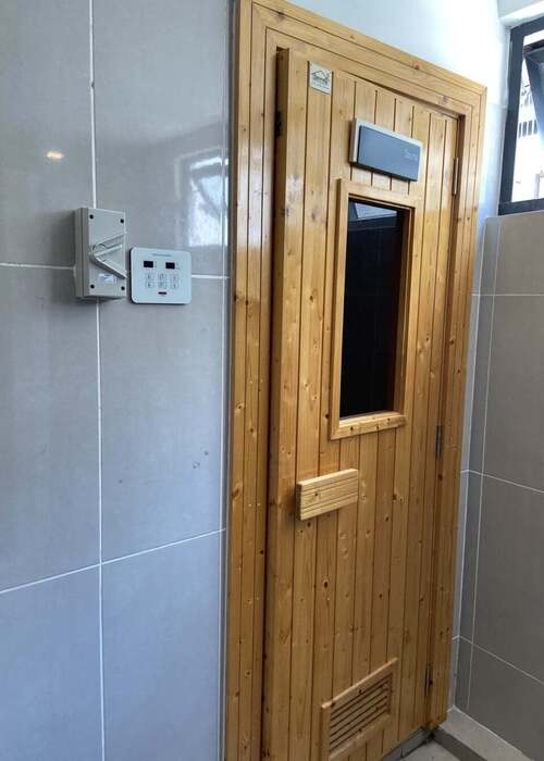 Fasiliti Timurbay Kuantan - Kemudahan homestay termasuk kolam renang, pantai, dan kawasan rekreasi